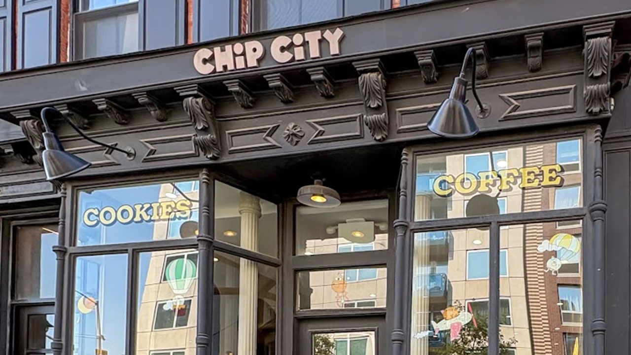 Popular cookie chain abruptly closes all locations after years of rapid expansion