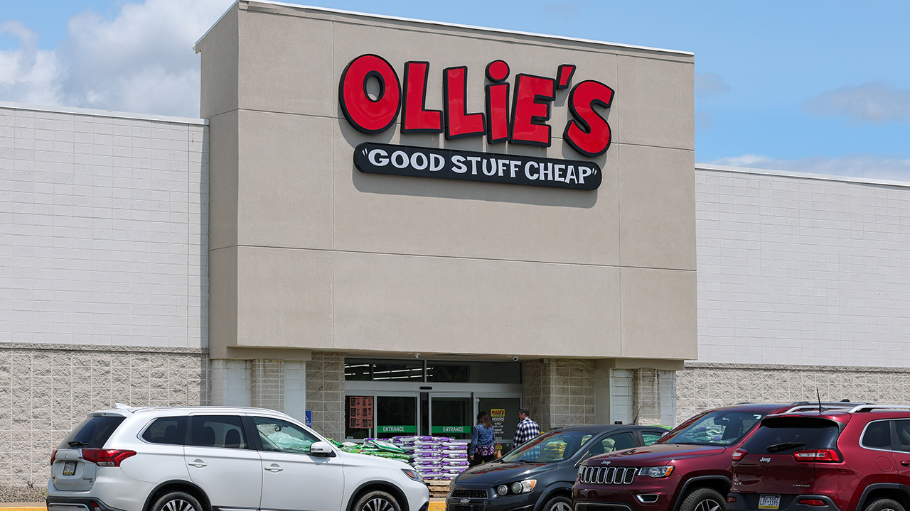 Discount chain opening new stores across 7 states in October